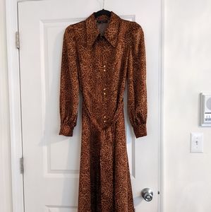 Shiny leaopard dress